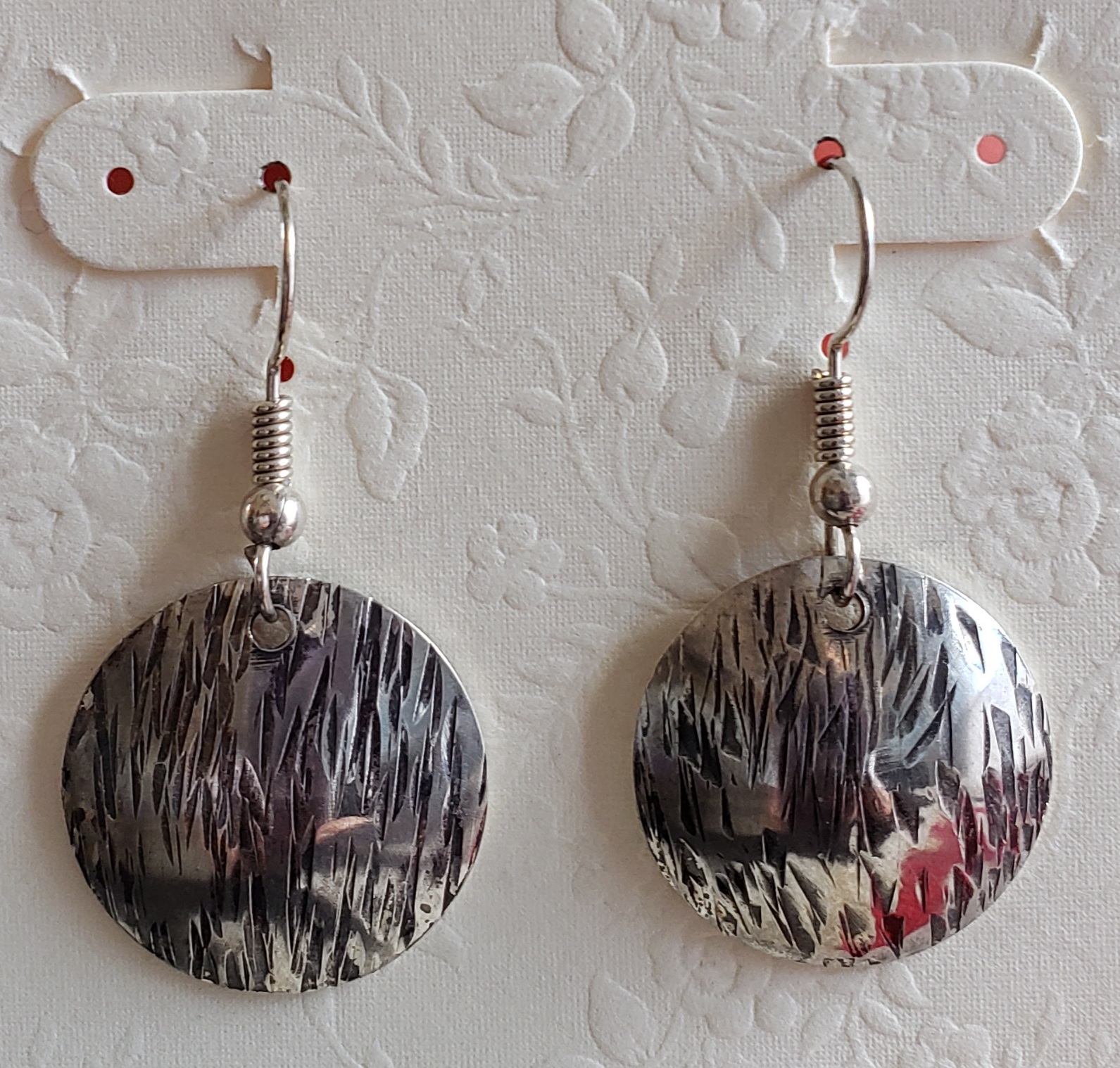 sterling silver disk earrings with vertical etch handcrafted in the USA