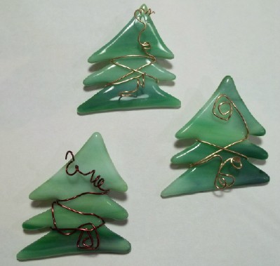 stained glass Christmas tree pins with copper wire